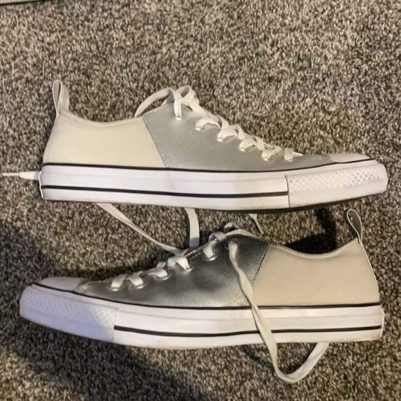 Converse all star low shiny silver and white. Size 10 - Picture 3 of 6